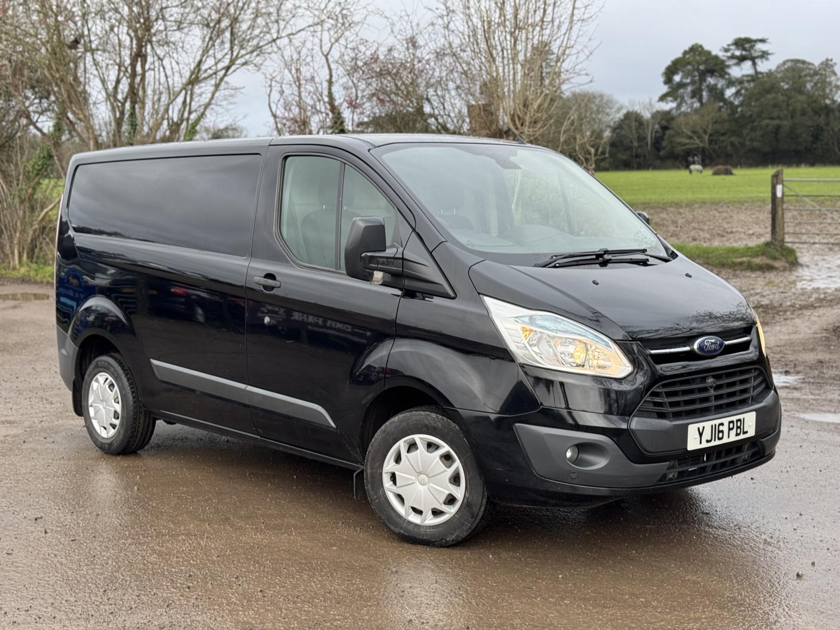Ford Transit Custom 2.2 TDCi 290 Trend Panel Van 5dr Diesel Manual L1 H1 (186 g/km, 123 bhp)